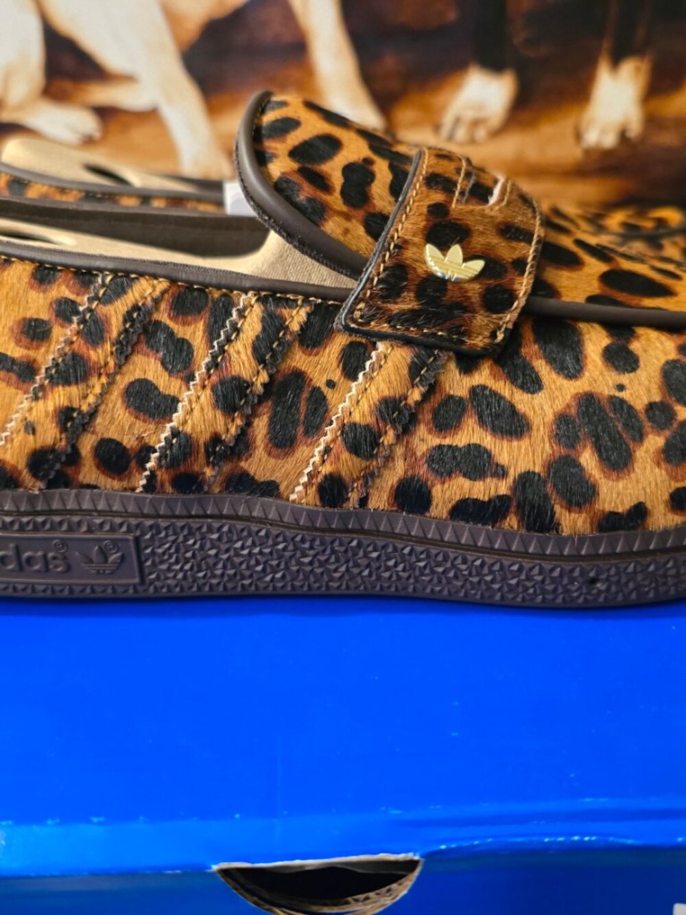 Adidas Originals HANDBALL SPEZIAL LOAFER Tiger Print KJ2526 Mens 10 2026 RARE - Picture 3 of 16